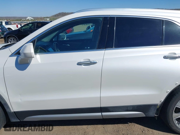 2020 Cadillac XT4 FWD Premium Luxury with VIN 1GYFZCR41LF115094, listed as a IAAI auction lot 41838506 with 70,153 mi miles and . Bid and sale history available at carsss.com. Image 15.