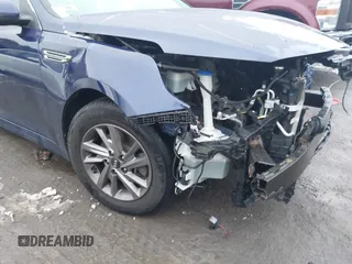 2019 Kia Optima LX with VIN 5XXGT4L37KG312708, listed as a IAAI auction lot 41518703 with 84,983 mi miles. Bid and sale history available at carsss.com. Image 19.