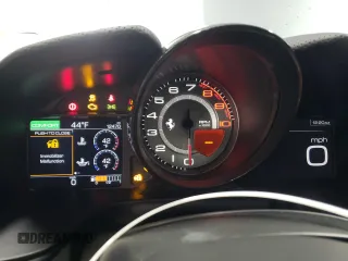 2019 Ferrari Portofino z VIN ZFF89FPA8K0242811, wystawiony jako Copart lot #45493295 z przebiegiem 12 470 mil mil oraz Szkody całkowita. Historia ofert i sprzedaży dostępna na DreamBid. Obrazek 9.