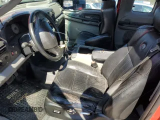 2006 Ford F-250 XL z VIN 1FTSX21PX6EB14126, wystawiony jako Copart lot #48221665 z przebiegiem Nie podano mil oraz Szkoda całkowita • Salvage title. Historia ofert i sprzedaży dostępna na DreamBid. Obrazek 7.