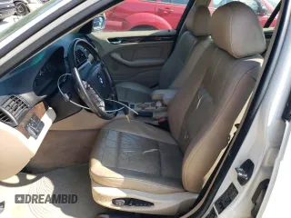 2000 BMW 3 Series 323i with VIN WBAAM334XYFP71435, listed as a Copart auction lot 69634204 with 95,154 mi miles and Clean Title. Bid and sale history available at carsss.com. Image 7.