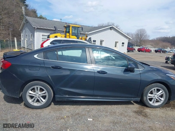 2017 Chevrolet Cruze LT with VIN 1G1BE5SM7H7168544, listed as a IAAI auction lot 41883043 with NaN miles. Bid and sale history available at carsss.com. Image 13.