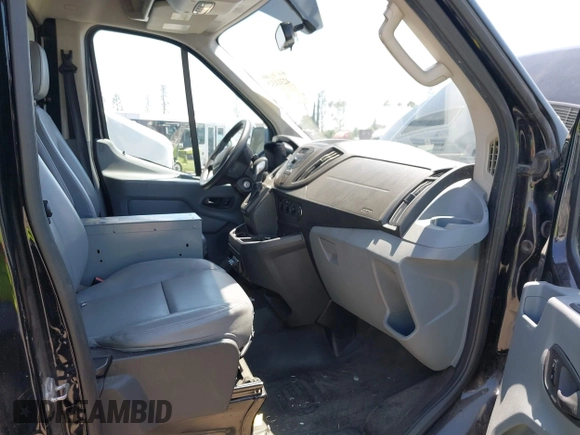 2017 Ford Transit z VIN 1FDBF9ZM9HKB18836, wystawiony jako IAAI lot #42311325 z przebiegiem 172 466 mil mil oraz . Historia ofert i sprzedaży dostępna na DreamBid. Obrazek 5.