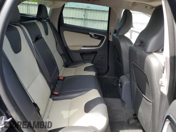 2017 Volvo XC60 Dynamic с VIN YV449MRR4H2030308, выставлен на аукционе Copart как лот 55082695 с пробегом 102 153 миль миль и Списание • Salvage title. История ставок и продаж доступна на DreamBid. Изображение 11.