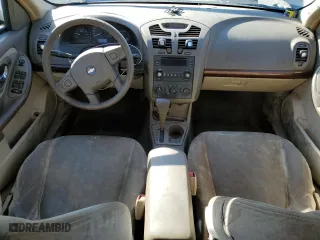 2005 Chevrolet Malibu with VIN 1G1ZS52815F136703, listed as a Copart auction lot 42378155 with 386,958 mi miles and Salvage Title. Bid and sale history available at carsss.com. Image 8.