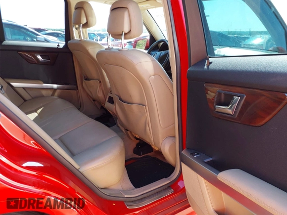 2011 Mercedes-Benz GLK GLK 350 with VIN WDCGG5GBXBF567941, listed as a IAAI auction lot 42075429 with 160,690 mi miles. Bid and sale history available at carsss.com. Image 8.