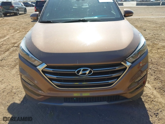 2016 Hyundai Tucson Sport with VIN KM8J33A20GU211615, listed as a IAAI auction lot 41685718 with 97,458 mi miles. Bid and sale history available at carsss.com. Image 12.