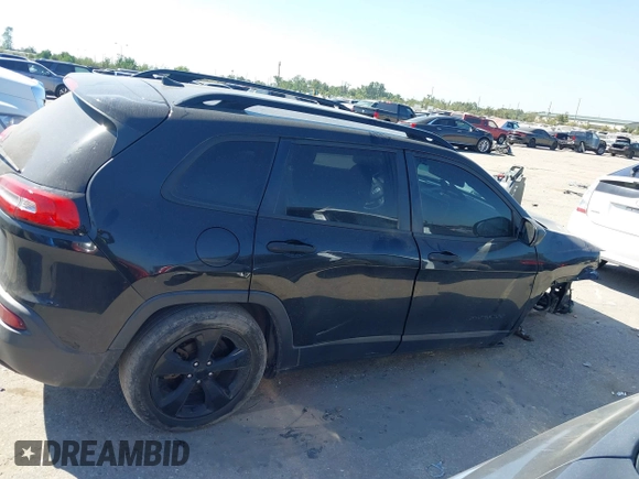 2016 Jeep Cherokee Sport z VIN 1C4PJLAB1GW324322, wystawiony jako IAAI lot #40495263 z przebiegiem 172 654 mil mil oraz . Historia ofert i sprzedaży dostępna na DreamBid. Obrazek 14.