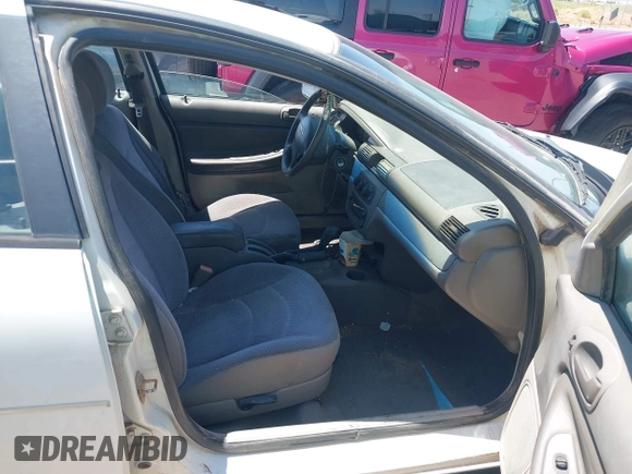 2006 Chrysler Sebring z VIN 1C3EL46X76N252577, wystawiony jako IAAI lot #42691227 z przebiegiem 164 733 mil mil oraz . Historia ofert i sprzedaży dostępna na DreamBid. Obrazek 5.