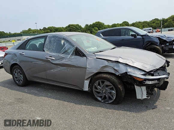 2024 Hyundai Elantra SEL with VIN KMHLM4DG6RU778028, listed as a Copart auction lot 59693495 with 33,282 mi miles and Non repairable. Bid and sale history available at DreamBid. Image 4.