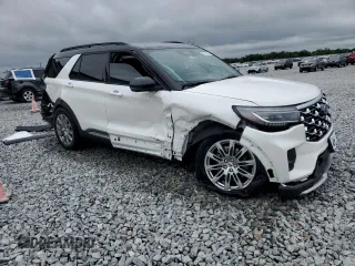 2025 Ford Explorer with VIN 1FMUK7HH8SGA05659, listed as a Copart auction lot 52077855 with 3,037 mi miles and Salvage title. Bid and sale history available at DreamBid. Image 4.