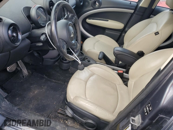 2016 MINI Countryman S z VIN WMWZC5C52GWP49650, wystawiony jako Copart lot #49153185 z przebiegiem 166 695 mil mil oraz Szkody całkowita. Historia ofert i sprzedaży dostępna na DreamBid. Obrazek 7.