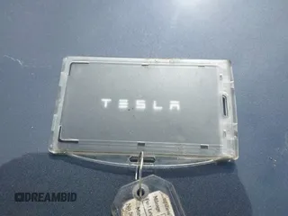 2023 Tesla Model 3 z VIN 5YJ3E1EA5PF451085, wystawiony jako IAAI lot #41941655 z przebiegiem 56 532 mil mil oraz . Historia ofert i sprzedaży dostępna na DreamBid. Obrazek 11.