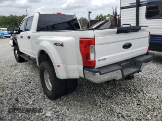 2018 Ford F-350 XL with VIN 1FT8W3DT0JEC35042, listed as a Copart auction lot 72758314 with 115,804 mi miles and Salvage title. Bid and sale history available at DreamBid. Image 2.