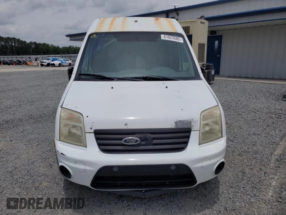2013 Ford Transit Connect XLT z VIN NM0LS7BN1DT163007, wystawiony jako Copart lot #61023585 z przebiegiem 88 943 mil mil oraz Czysty tytuł • Clean title. Historia ofert i sprzedaży dostępna na DreamBid. Obrazek 5.