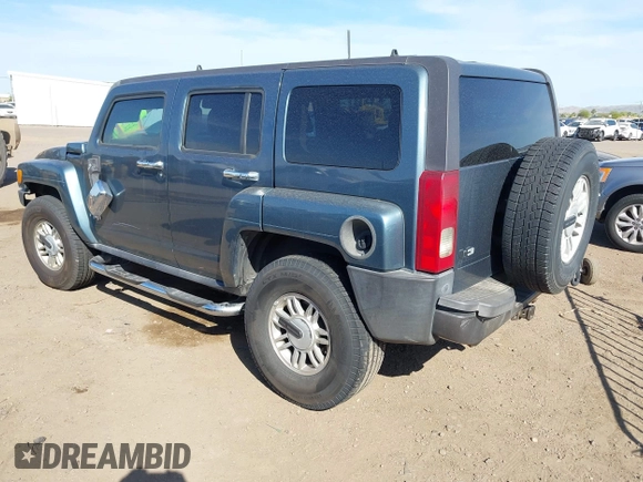 2006 Hummer H3 with VIN 5GTDN136968182132, listed as a IAAI auction lot 41998625 with 148,995 mi miles. Bid and sale history available at carsss.com. Image 3.