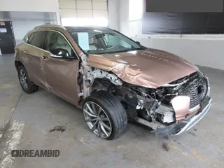 2017 Infiniti QX30 Luxury z VIN SJKCH5CR6HA023217, wystawiony jako Copart lot #78500384 z przebiegiem 62 281 mil mil oraz Czysty tytuł • Clean title. Historia ofert i sprzedaży dostępna na DreamBid. Obrazek 1.