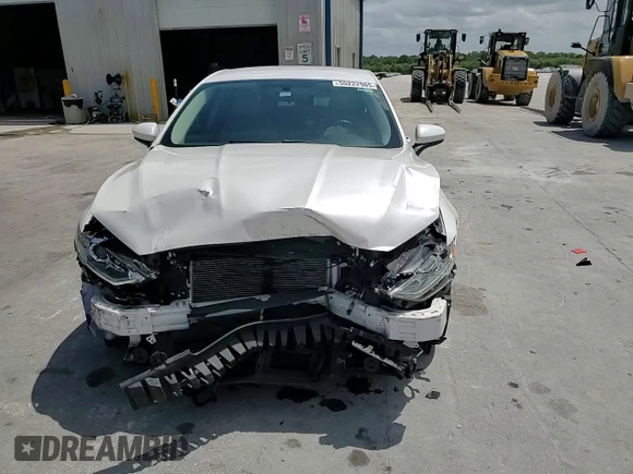2017 Ford Fusion SE with VIN 3FA6P0H71HR402957, listed as a Copart auction lot 55222985 with 109,979 mi miles and Salvage Title. Bid and sale history available at DreamBid. Image 13.
