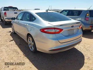 2016 Ford Fusion SE with VIN 3FA6P0H74GR228638, listed as a IAAI auction lot 42056912 with 176,622 mi miles. Bid and sale history available at carsss.com. Image 3.