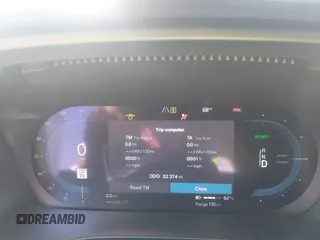 2021 Volvo XC40 z VIN YV4ED3URXM2538118, wystawiony jako IAAI lot #41644875 z przebiegiem 52 274 mil mil oraz . Historia ofert i sprzedaży dostępna na DreamBid. Obrazek 7.