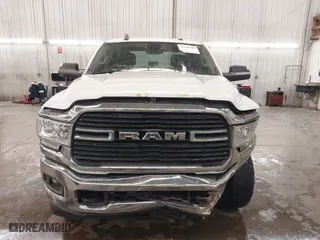 2020 Ram 2500 Big Horn with VIN 3C6UR5DL1LG185353, listed as a IAAI auction lot 41450566 with 73,123 mi miles. Bid and sale history available at carsss.com. Image 13.
