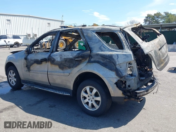 2007 Mercedes-Benz M 350 with VIN 4JGBB86EX7A259485, listed as a IAAI auction lot 42036637 with 193,459 mi miles and . Bid and sale history available at DreamBid. Image 3.