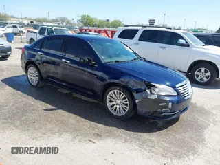 2013 Chrysler 200 Limited with VIN 1C3CCBCG5DN747308, listed as a IAAI auction lot 41991898 with 170,748 mi miles. Bid and sale history available at carsss.com. Image 1.