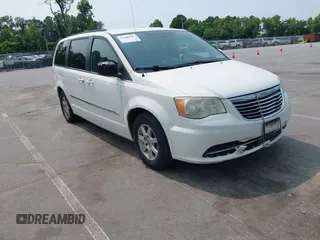 2012 Chrysler Town & Country Touring z VIN 2C4RC1BG7CR308792, wystawiony jako IAAI lot #42400546 z przebiegiem 170 519 mil mil oraz . Historia ofert i sprzedaży dostępna na DreamBid. Obrazek 1.