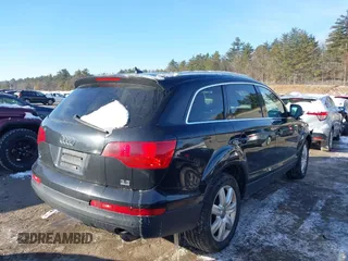 2008 Audi Q7 Premium with VIN WA1BY74L78D060953, listed as a IAAI auction lot 41370485 with 172,000 mi miles and . Bid and sale history available at DreamBid. Image 4.