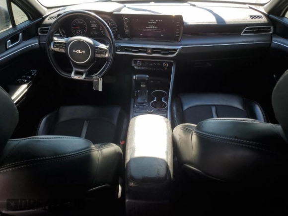 2022 Kia K5 GT-Line z VIN 5XXG64J23NG118375, wystawiony jako Copart lot #42503995 z przebiegiem 72 718 mil mil oraz Szkoda całkowita • Salvage title. Historia ofert i sprzedaży dostępna na DreamBid. Obrazek 8.