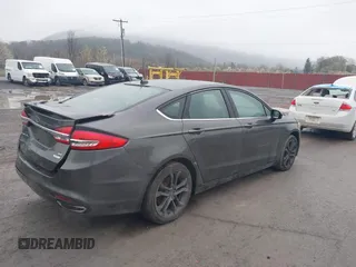 2018 Ford Fusion SE with VIN 3FA6P0H92JR258763, listed as a IAAI auction lot 42000848 with 101,344 mi miles and . Bid and sale history available at carsss.com. Image 4.
