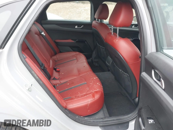 2024 Kia K5 GT-Line z VIN 5XXG64J23RG253362, wystawiony jako IAAI lot #41848600 z przebiegiem 17 481 mil mil oraz . Historia ofert i sprzedaży dostępna na DreamBid. Obrazek 8.