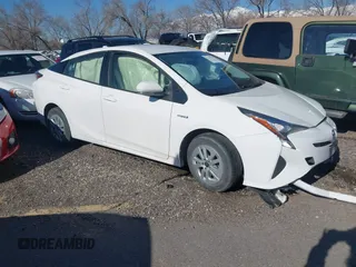 2016 Toyota Prius Two z VIN JTDKBRFU1G3512067, wystawiony jako IAAI lot #41460859 z przebiegiem 44 530 mil mil oraz . Historia ofert i sprzedaży dostępna na DreamBid. Obrazek 1.