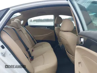 2012 Hyundai Sonata Hybrid with VIN KMHEC4A44CA038170, listed as a IAAI auction lot 41945015 with 90,404 mi miles and . Bid and sale history available at DreamBid. Image 8.