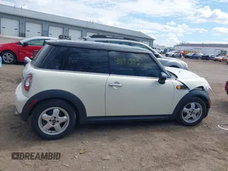 2011 MINI Hardtop with VIN WMWSU3C58BT184415, listed as a IAAI auction lot 41891353 with 149,533 mi miles and . Bid and sale history available at DreamBid. Image 15.