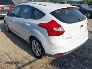 2014 Ford Focus SE with VIN 1FADP3K28EL386918, listed as a IAAI auction lot 42171974 with 118,098 mi miles. Bid and sale history available at carsss.com. Image 3.