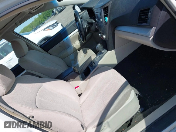 2014 Subaru Legacy Premium с VIN 4S3BMBD68E3033499, выставлен на аукционе IAAI как лот 42393363 с пробегом 99 498 миль миль и . История ставок и продаж доступна на DreamBid. Изображение 5.