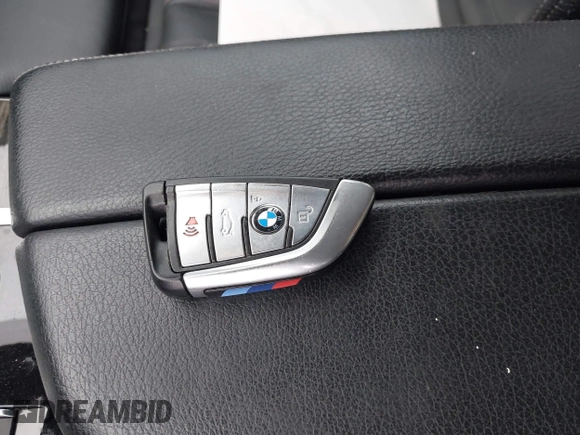 2018 BMW 5 Series 540i with VIN WBAJE5C56JG918691, listed as a IAAI auction lot 41608360 with 46,799 mi miles and . Bid and sale history available at carsss.com. Image 11.