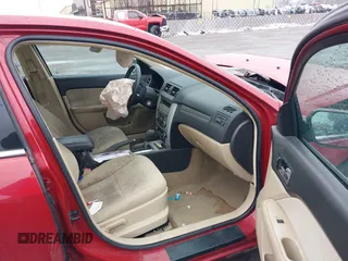 2010 Mercury Milan with VIN 3MEHM0HA0AR630184, listed as a IAAI auction lot 41683181 with 88,600 mi miles and . Bid and sale history available at DreamBid. Image 5.