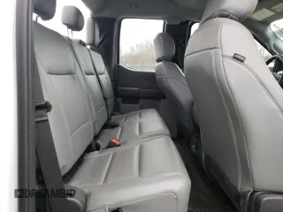 2023 Ford F-350 с VIN 1FT8X3BA3PEC79964, выставлен на аукционе Copart как лот 80507954 с пробегом 18 604 миль миль и Списание • Salvage title. История ставок и продаж доступна на DreamBid. Изображение 10.