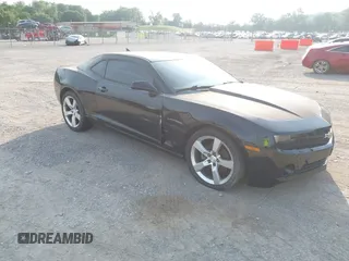 2011 Chevrolet Camaro 2LS z VIN 2G1FA1ED2B9135538, wystawiony jako IAAI lot #42294991 z przebiegiem 173 126 mil mil oraz . Historia ofert i sprzedaży dostępna na DreamBid. Obrazek 6.