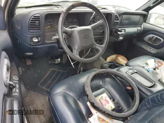 1998 Chevrolet Suburban with VIN 3GNEC16R1WG114237, listed as a Copart auction lot 53215835 with 330,054 mi miles and Clean Title. Bid and sale history available at carsss.com. Image 8.