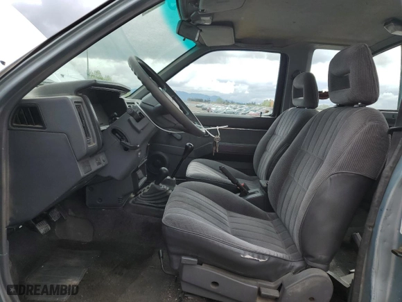 1993 Nissan Trucks 4WD SE with VIN 1N6HD16Y0PC408188, listed as a Copart auction lot 71028394 with 258,939 mi miles and Salvage Title. Bid and sale history available at carsss.com. Image 7.