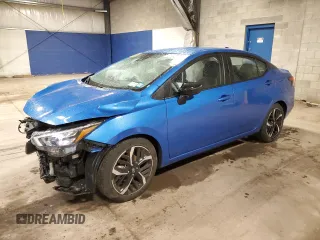 2024 Nissan Versa SR z VIN 3N1CN8FV5RL915767, wystawiony jako Copart lot #58557535 z przebiegiem 13 544 mil mil oraz Szkoda całkowita • Salvage title. Historia ofert i sprzedaży dostępna na DreamBid. Obrazek 1.