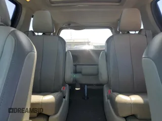 2013 Toyota Sienna XLE с VIN 5TDDK3DC6DS063575, выставлен на аукционе Copart как лот 52725185 с пробегом 125 707 миль миль и Списание • Salvage title. История ставок и продаж доступна на DreamBid. Изображение 10.