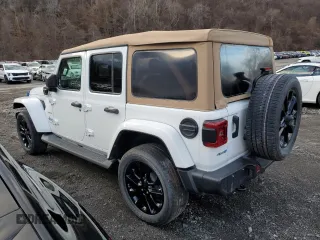 2021 Jeep Wrangler Unlimited Sahara с VIN 1C4JJXP62MW677073, выставлен на аукционе Copart как лот 61348075 с пробегом Не указан миль и Списание • Salvage title. История ставок и продаж доступна на DreamBid. Изображение 2.