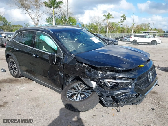 2025 Mercedes-Benz GLA with VIN W1N4N4GB9SJ644877, listed as a IAAI auction lot 41586877 with 8,937 mi miles. Bid and sale history available at carsss.com. Image 6.