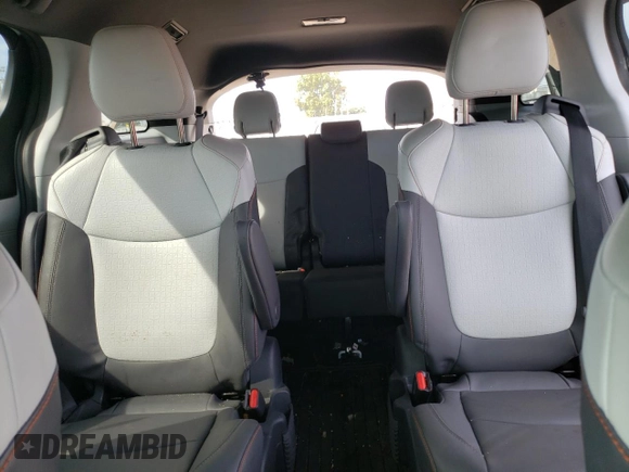 2022 Toyota Sienna XSE z VIN 5TDDSKFC4NS053796, wystawiony jako Copart lot #71183874 z przebiegiem 40 564 mil mil oraz Nie do naprawy • Non repairable. Historia ofert i sprzedaży dostępna na DreamBid. Obrazek 9.