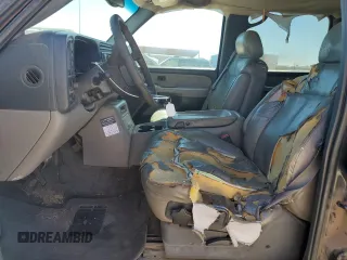 2002 Chevrolet Suburban LS with VIN 3GNFK16Z62G280125, listed as a Copart auction lot 73376894 with 230,480 mi miles and Salvage Title. Bid and sale history available at carsss.com. Image 7.