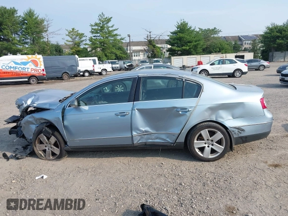 2007 Volkswagen Passat Wolfsburg Edition with VIN WVWAK73C77P152906, listed as a IAAI auction lot 42404087 with Not provided miles and . Bid and sale history available at DreamBid. Image 15.